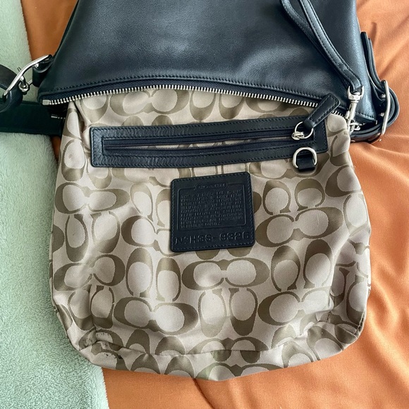 COACH Legacy Convertible Shoulder Crossbody Purse - Picture 9 of 14